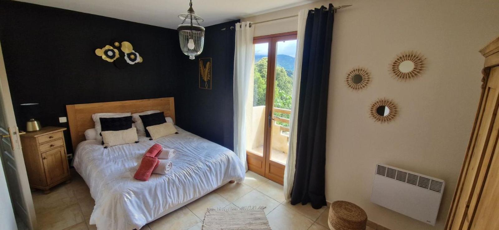 Mare E Monti Chez Thomas Et Magali Bed & Breakfast Vico Ngoại thất bức ảnh
